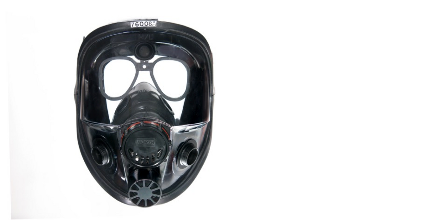The #276 Smoke Spec is a spectacle insert designed for all full-face respirator masks with a single face piece lens.  